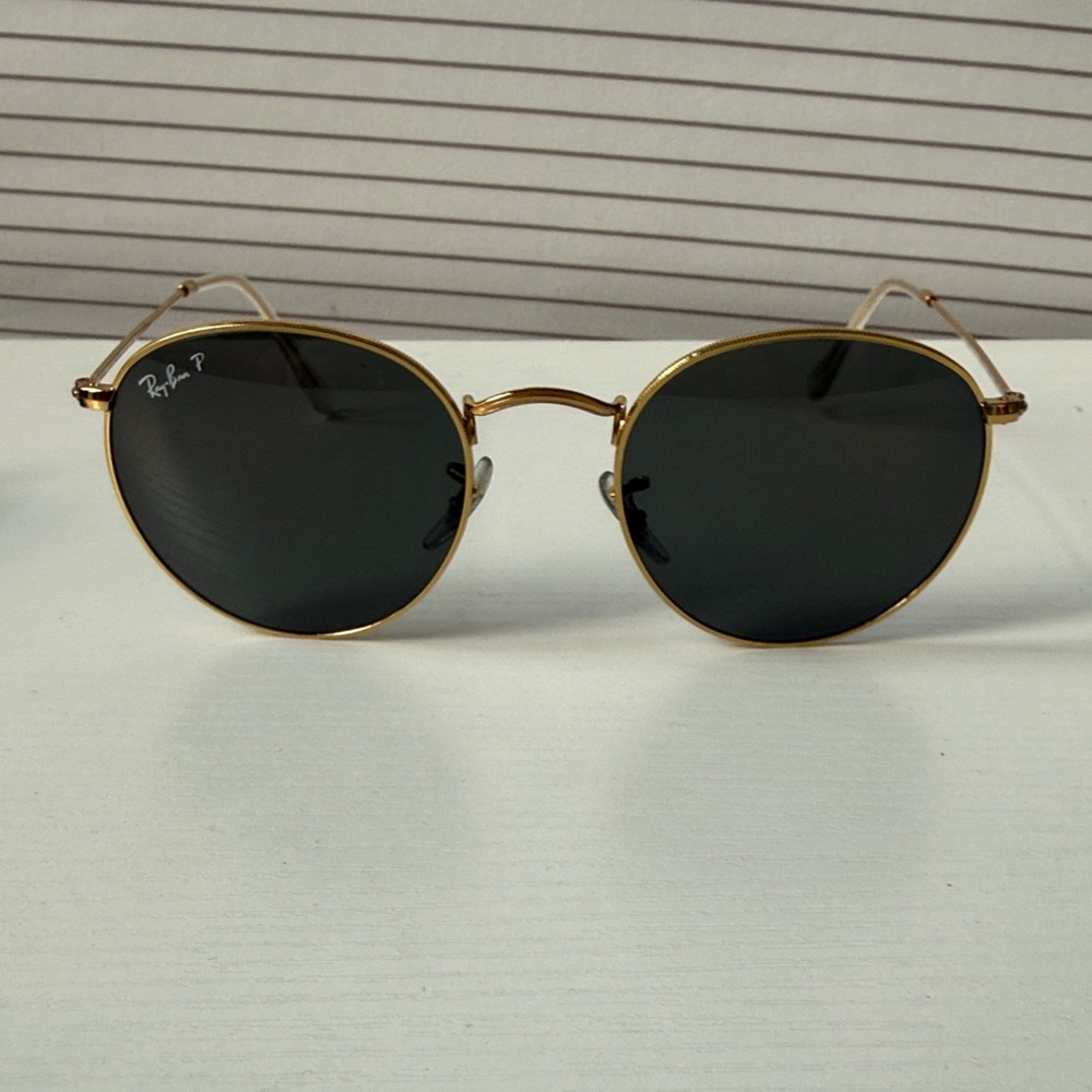 Ray-Ban Polarized Round Metal Sunglasses - Picture 5 of 6
